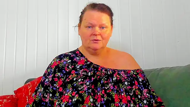 MilanaBiegert online show from February 25, 2026, 10:03 am