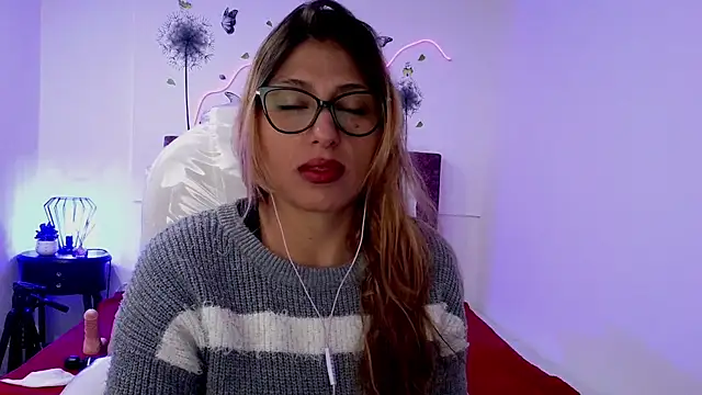 elena detroya online show from October 1, 2025, 12:33 pm