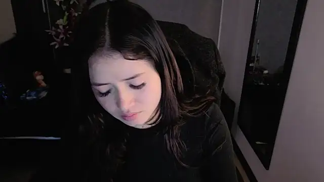 almma shy online show from November 6, 2025, 1:34 pm