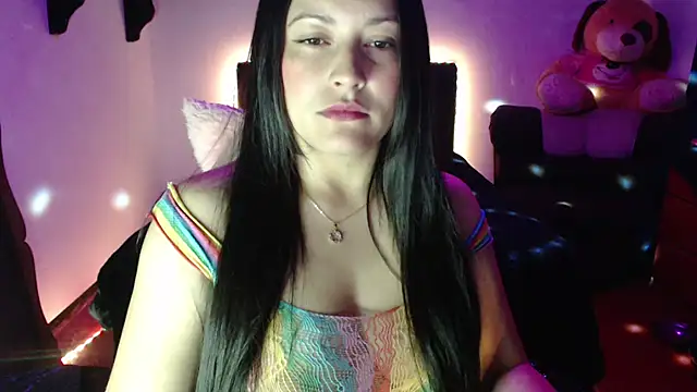 Snapshot of Allisonnlopez chatting on February 3, 2026, 9:31 pm Allisonnlopez online show from February 3, 2026, 9:31 pm