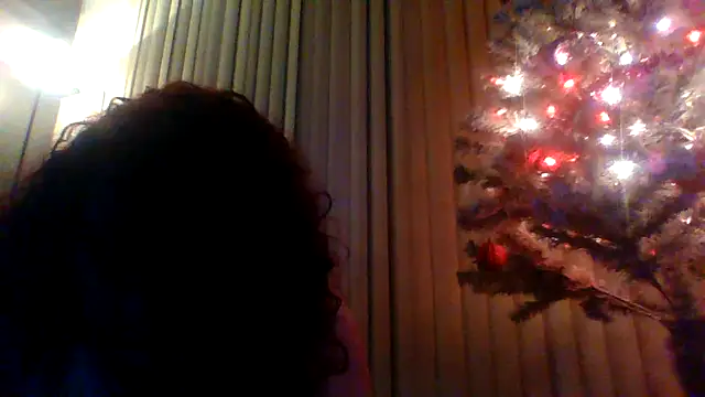 lolabun247 online show from November 28, 2025, 11:46 am