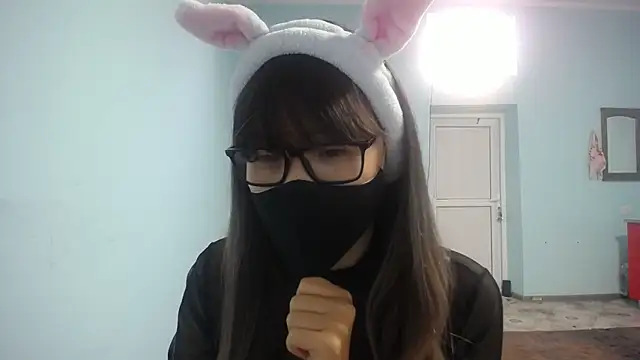 Snapshot of elllaaxx chatting on October 21, 2025, 3:51 am elllaaxx online show from October 21, 2025, 3:51 am