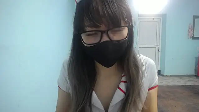 Snapshot of elllaaxx chatting on November 9, 2025, 4:55 am elllaaxx online show from November 9, 2025, 4:55 am