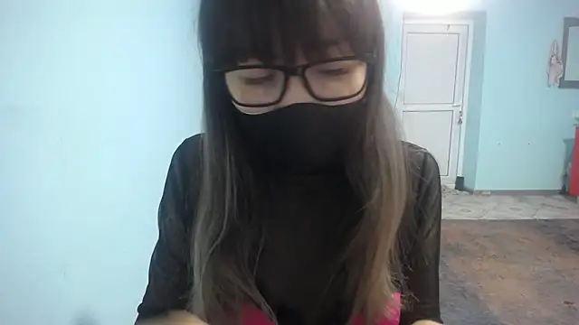 Snapshot of elllaaxx chatting on November 11, 2025, 3:50 am elllaaxx online show from November 11, 2025, 3:50 am