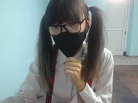 Snapshot of elllaaxx chatting on November 27, 2025, 4:25 am elllaaxx online show from November 27, 2025, 4:25 am