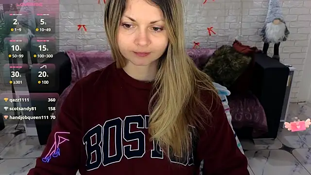 SmilingEmily  online show from December 25, 2024, 10:50 am
