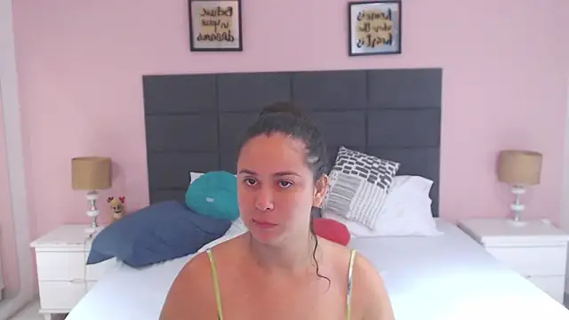 MadisonJenner online show from January 4, 2025, 10:49 am