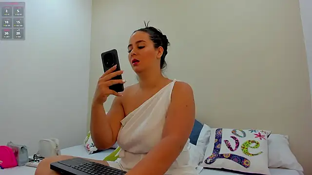 MadisonJenner online show from March 1, 2026, 12:18 pm