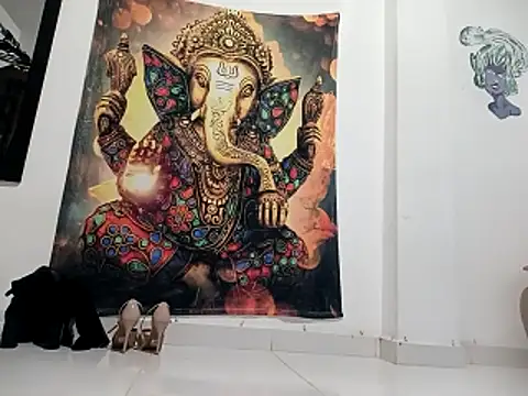 freyadevil333 online show from October 25, 2025, 12:51 am