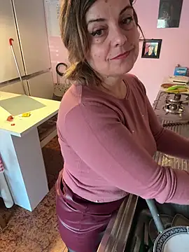 Snapshot of Sunbelxx chatting on November 20, 2025, 8:36 am Sunbelxx online show from November 20, 2025, 8:36 am