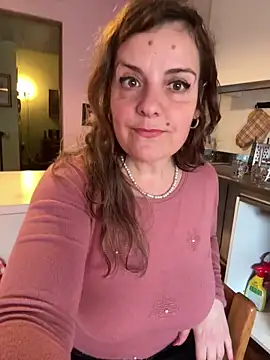 Snapshot of Sunbelxx chatting on February 23, 2026, 9:17 am Sunbelxx online show from February 23, 2026, 9:17 am