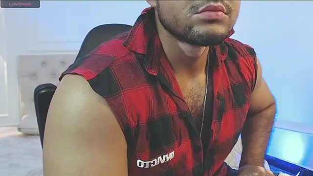 Big furry bear13 online show from October 29, 2025, 5:10 am