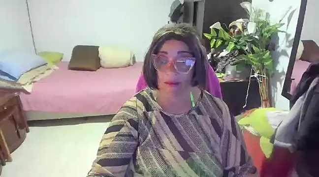 Snapshot of Mrs_mommy_ chatting on January 15, 2025, 7:23 pm Mrs mommy online show from January 15, 2025, 7:23 pm