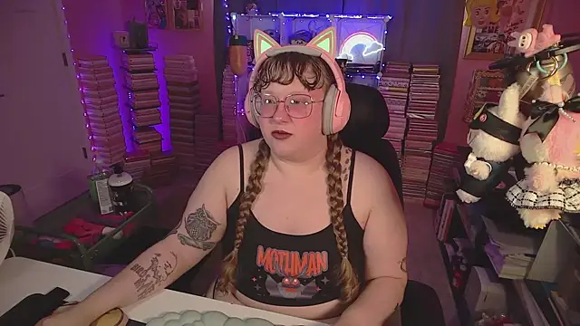 FatVeronica online show from June 27, 2026, 5:07 pm