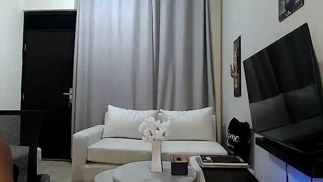 Horny princes online show from March 26, 2026, 5:13 am