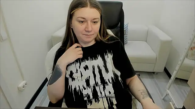 AlisaBacker online show from March 14, 2025, 10:39 am