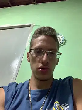 Snapshot of SOYMRX chatting on January 13, 2025, 3:23 am SOYMRX online show from January 13, 2025, 3:23 am