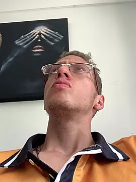 Snapshot of SOYMRX chatting on January 31, 2025, 6:03 pm SOYMRX online show from January 31, 2025, 6:03 pm