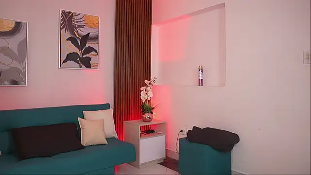 SheylaBakerr online show from April 10, 2026, 9:47 am