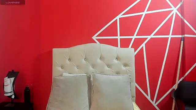 emmars  online show from January 24, 2025, 11:12 pm