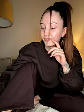 Sugarlina online show from December 16, 2025, 11:10 pm