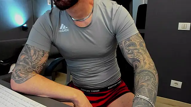 AronGrant online show from February 12, 2026, 11:05 am