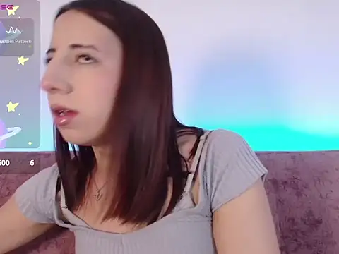 Miiaa doll online show from March 21, 2026, 2:16 am