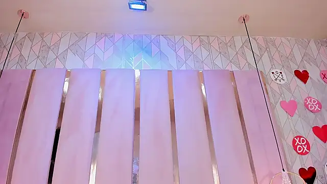 Snapshot of AlinaSweett chatting on February 15, 2025, 8:01 pm AlinaSweett online show from February 15, 2025, 8:01 pm