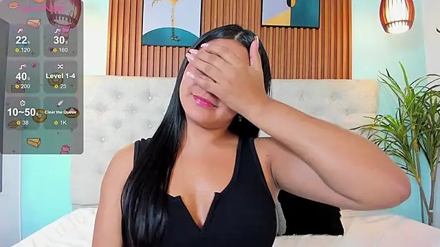NicolleeEvanss online show from January 19, 2025, 12:28 pm