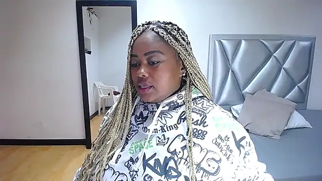 Snapshot of exotic_karmella chatting on March 10, 2025, 8:45 pm exotic karmella online show from March 10, 2025, 8:45 pm
