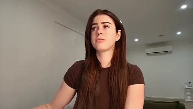 aus queen online show from October 28, 2025, 12:14 am