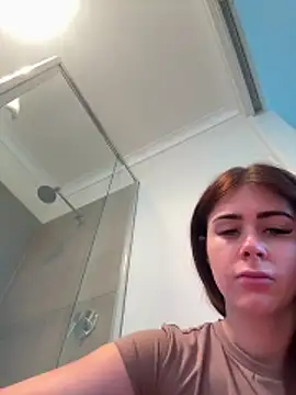 aus queen online show from December 20, 2025, 11:23 pm