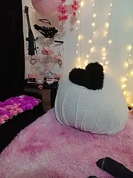 Hellen dumont online show from November 5, 2025, 2:22 am