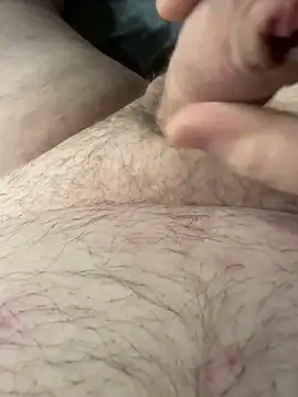 Snapshot of henes188 chatting on February 6, 2026, 5:12 am henes188 online show from February 6, 2026, 5:12 am