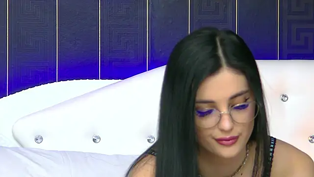 Snapshot of SophiaVilner chatting on January 24, 2025, 7:28 pm SophiaVilner online show from January 24, 2025, 7:28 pm
