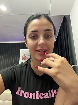 Snapshot of SophiaVilner chatting on September 23, 2025, 5:49 pm SophiaVilner online show from September 23, 2025, 5:49 pm