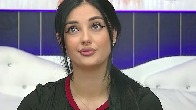 Snapshot of SophiaVilner chatting on September 26, 2025, 6:23 pm SophiaVilner online show from September 26, 2025, 6:23 pm