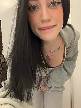 Melissa crazy online show from July 8, 2026, 4:44 pm