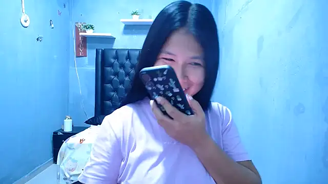 Snapshot of Letty_Plugxo chatting on June 12, 2026, 3:33 pm Letty Plugxo online show from June 12, 2026, 3:33 pm