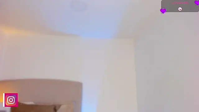 Ammy xx online show from October 10, 2025, 7:35 pm