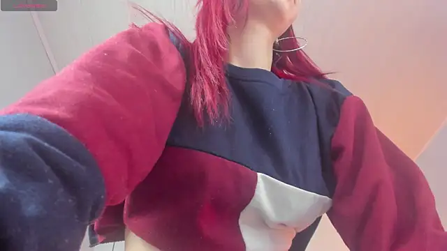 ScarletGV online show from January 10, 2025, 4:33 am