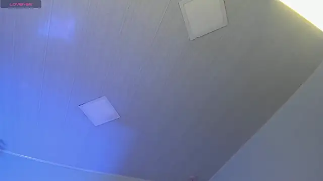 ScarletGV online show from March 13, 2026, 5:14 am