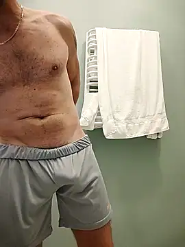 gilera250s online show from September 22, 2025, 7:05 pm