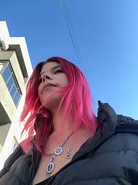 Snapshot of RiriRoseey chatting on October 19, 2025, 6:47 am RiriRoseey online show from October 19, 2025, 6:47 am