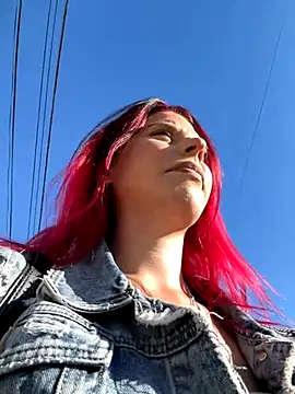 Snapshot of RiriRoseey chatting on November 2, 2025, 8:06 am RiriRoseey online show from November 2, 2025, 8:06 am