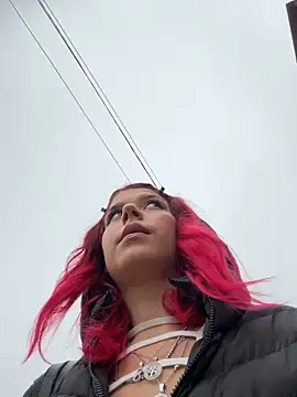 Snapshot of RiriRoseey chatting on November 9, 2025, 8:34 am RiriRoseey online show from November 9, 2025, 8:34 am