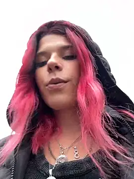 Snapshot of RiriRoseey chatting on November 14, 2025, 8:46 am RiriRoseey online show from November 14, 2025, 8:46 am