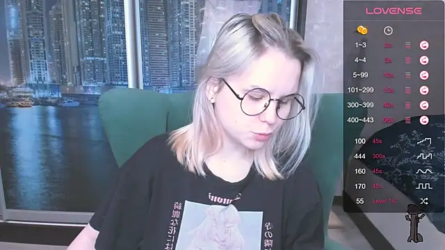 miray kuriyama123 online show from December 15, 2024, 3:53 pm