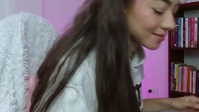 Snapshot of hantonella_ chatting on December 2, 2025, 2:56 pm hantonella online show from December 2, 2025, 2:56 pm