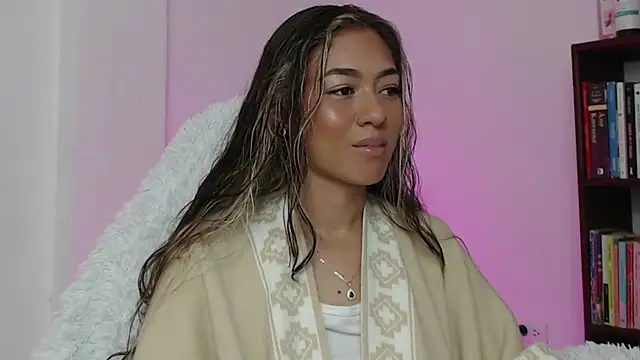 Snapshot of hantonella_ chatting on January 12, 2026, 12:32 pm hantonella online show from January 12, 2026, 12:32 pm